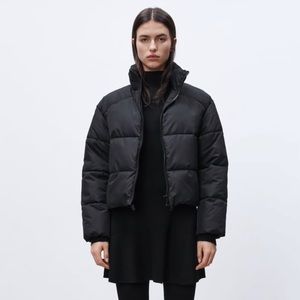 Water and Wind Protection Cropped Puffer Jacket